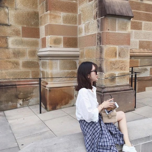 Elastic Plaid Skirt - Picture 3 of 7